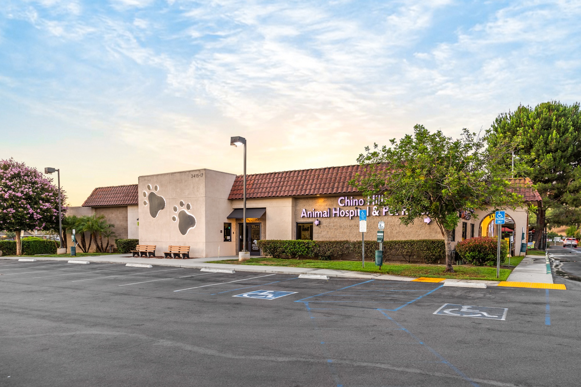 Chino Hills Animal Hospital & Pet Resort photo