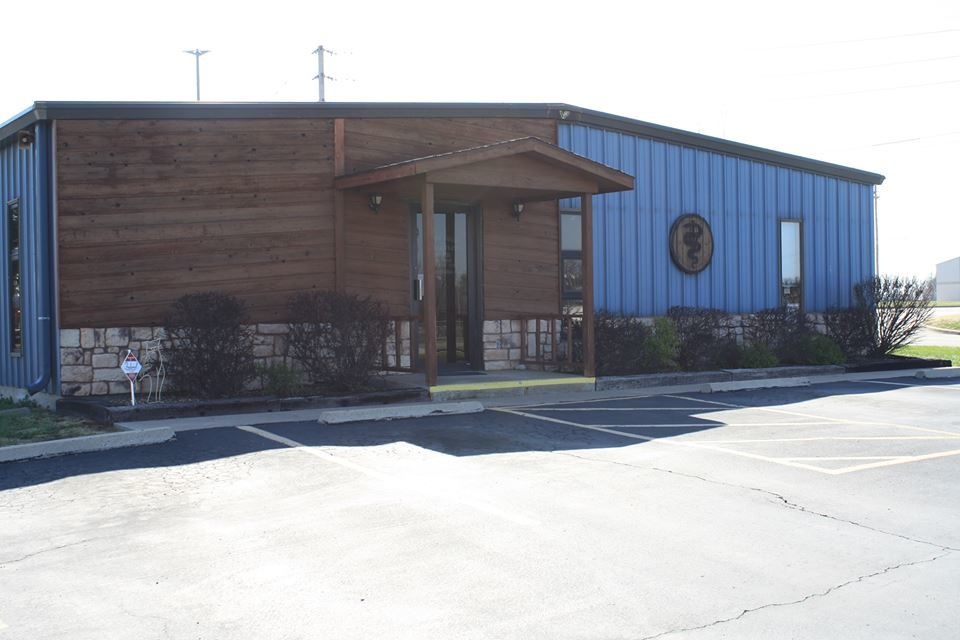 Golden Valley Animal Clinic photo