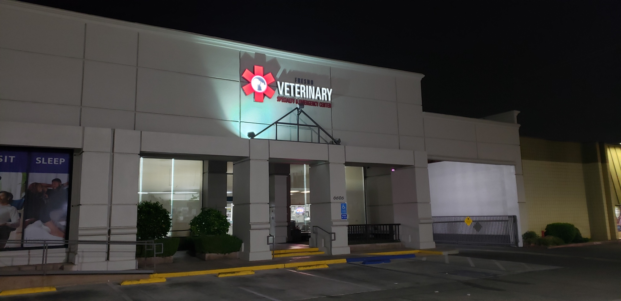 Fresno Veterinary Specialty & Emergency Center (FVSEC) photo
