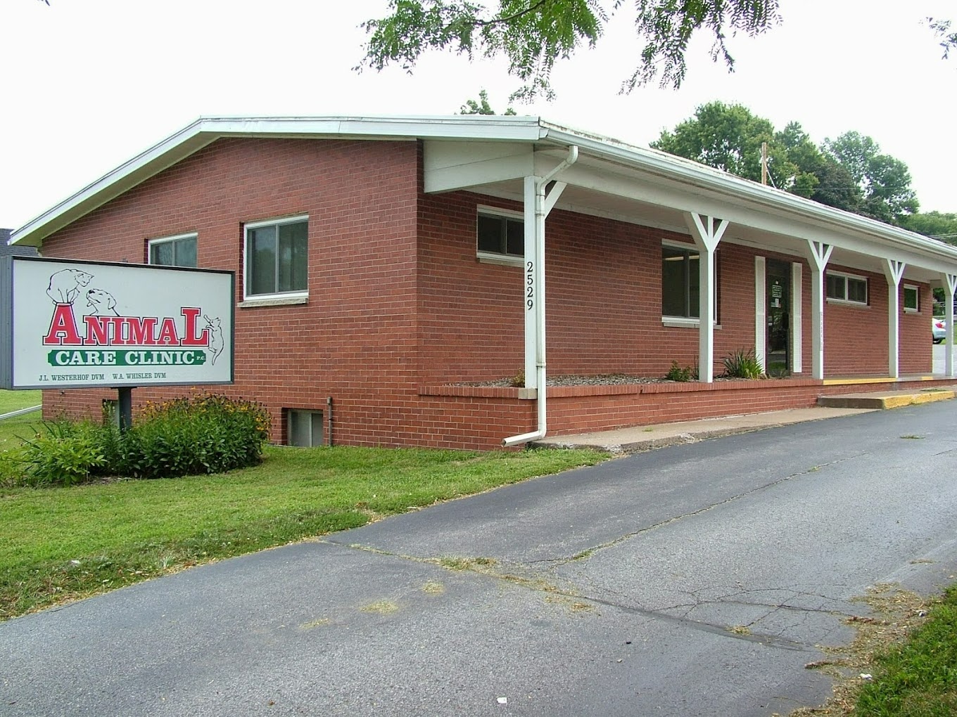 Animal Care Clinic photo