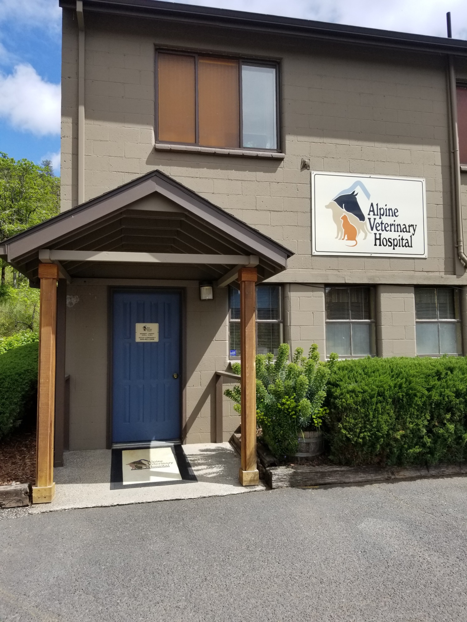 Alpine Veterinary Hospital photo