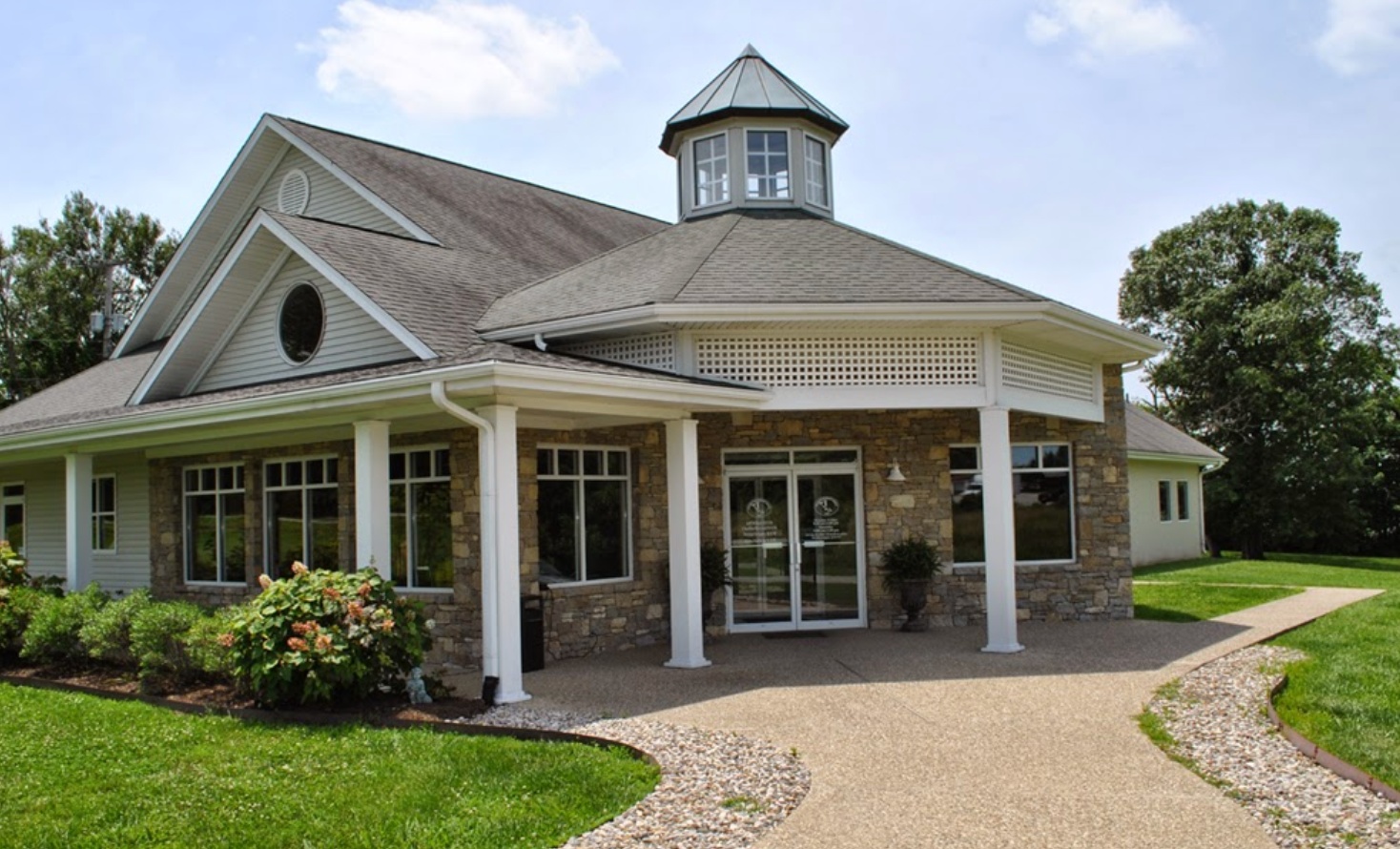 Crestwood Animal Hospital photo