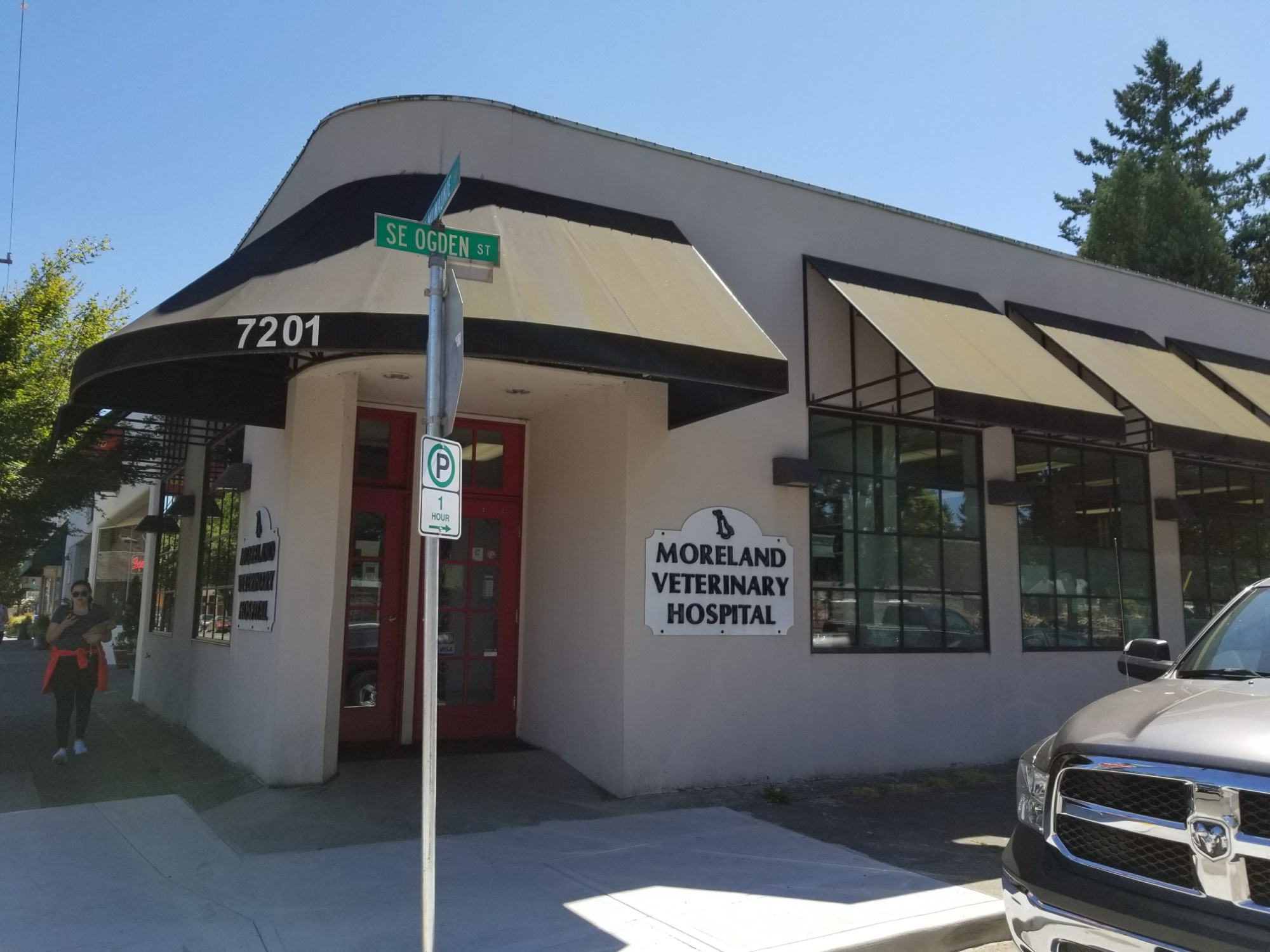 Moreland Veterinary Hospital photo