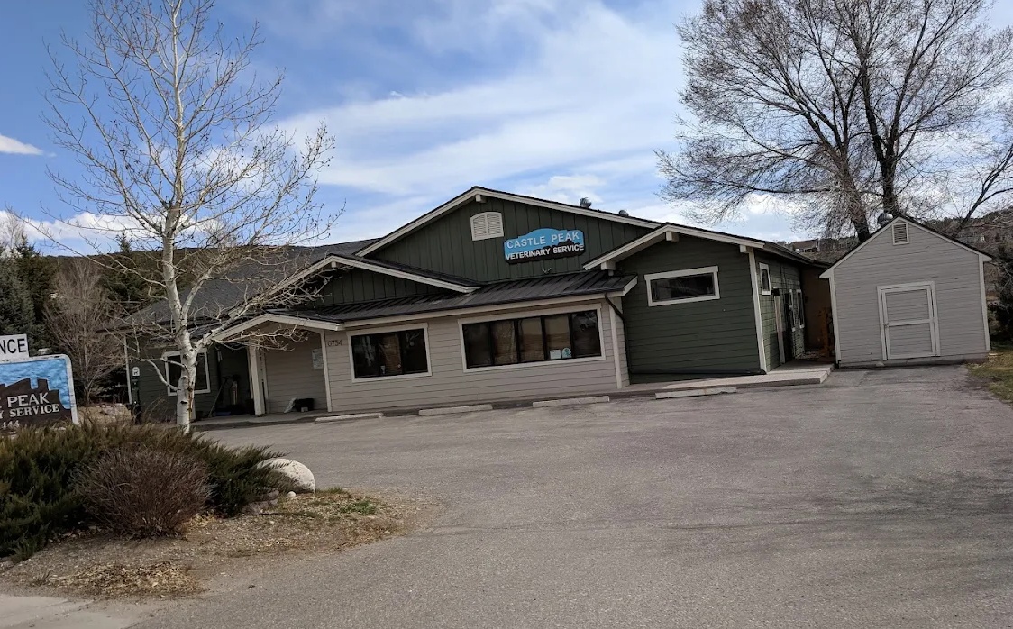 Castle Peak Veterinary Service photo
