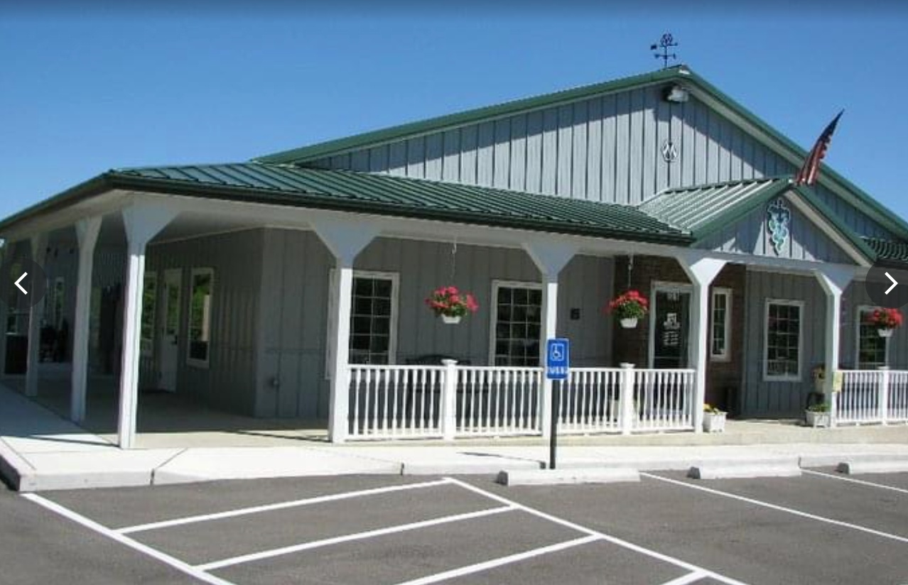 R Veterinary at Romaine Creek (Fenton) photo