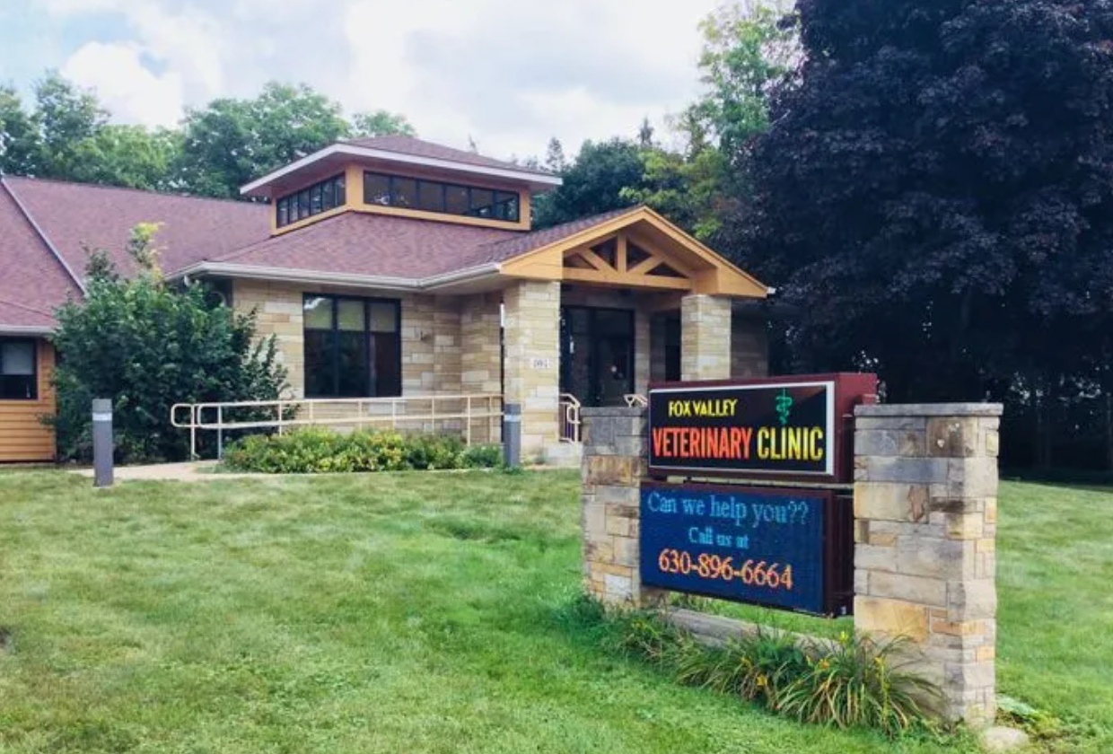Fox Valley Veterinary Clinic photo