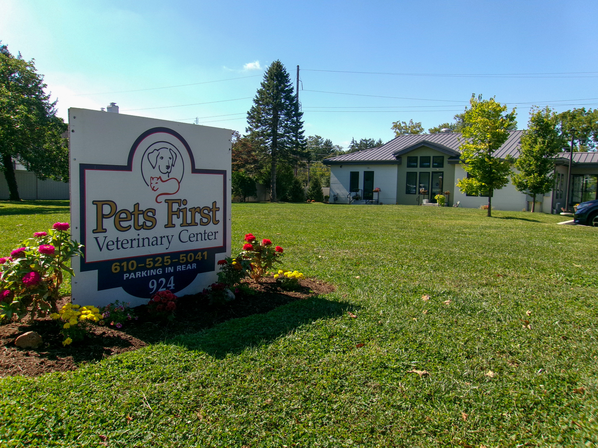 Pets First Veterinary Center photo