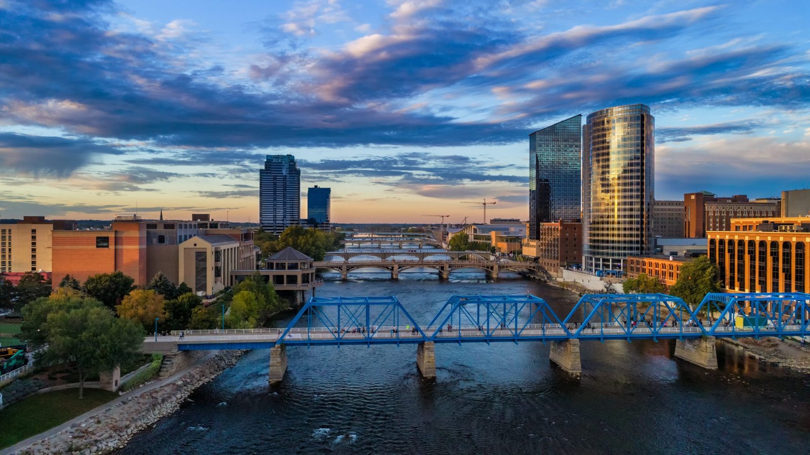 Grand Rapids, MI photo