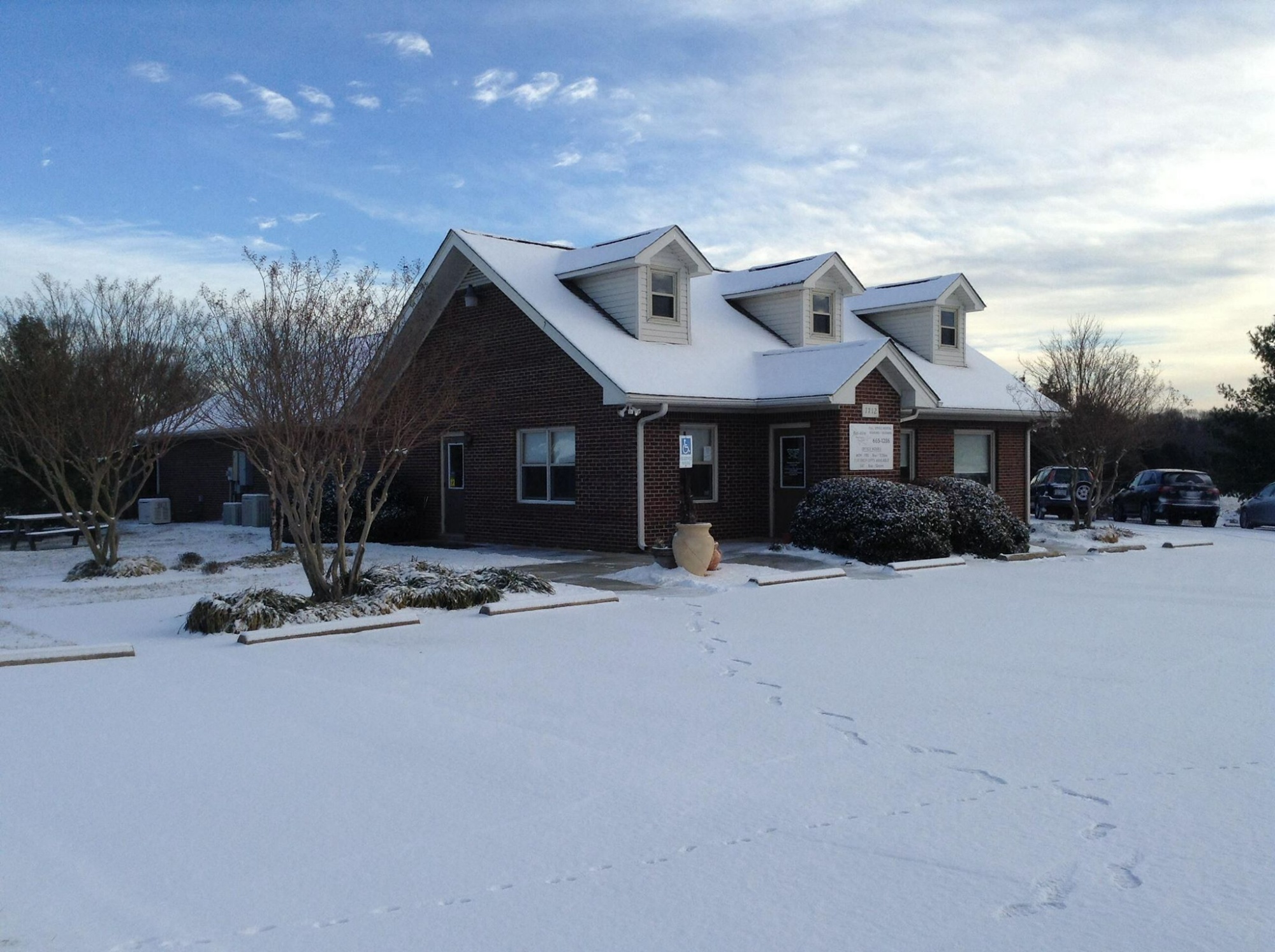 Bel-Aire Veterinary Hospital photo